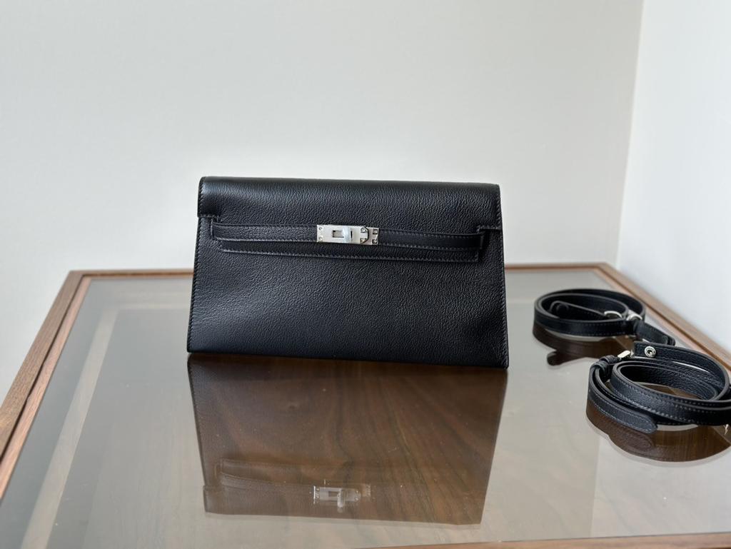 Leather Lower Back Bag Mountain Goat Thread Handbag Single Leather Strap Cross-Functional Bag Fashion Casual Handbag Womens Bag