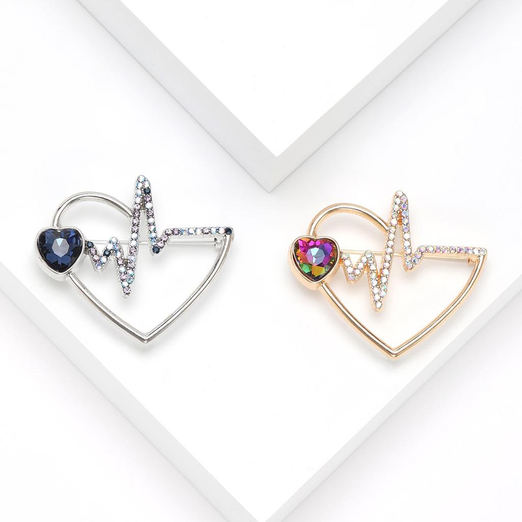 Высококачественная электрическая брошь в форме сердца с водным бриллиантом, модный и универсальный костюм с цветком на груди