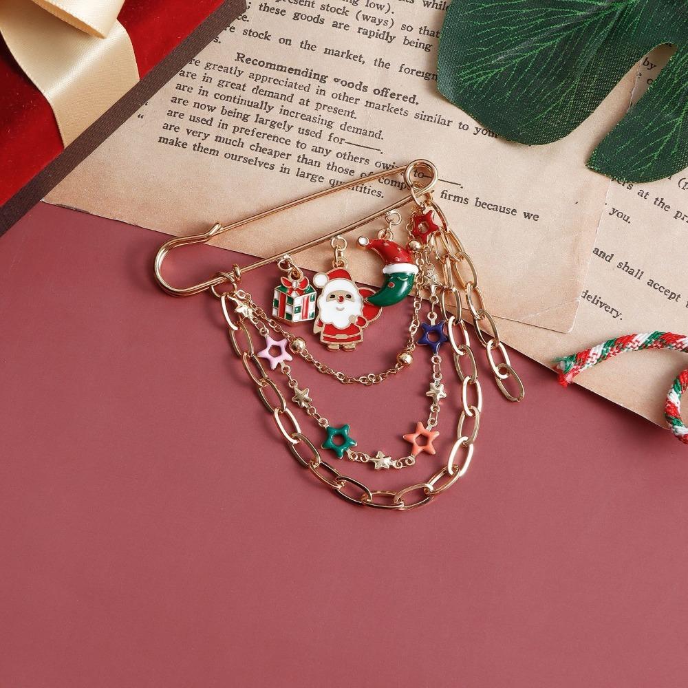 Snowflakes Christmas Brooch Snowman Enamel Badge Fashion Waistband Pin Bag Decoration