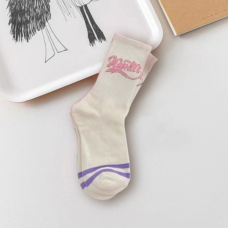 Милые носки Харадзюку с клубничками и надписью 'Love', средней длины, дышащие, осенне-зимние, повседневные