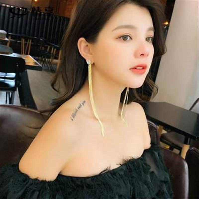 Серьги-подвески в форме сердца из серебра 925 пробы — модные, универсальные и в корейском стиле с акцентами из стразов