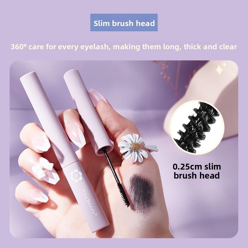 Тушь KissBeauty для ресниц с тонкой изогнутой щеточкой, водостойкая и устойчивая к поту, маленькая головка щеточки, ресницы не склеиваются и не легко размазываются.