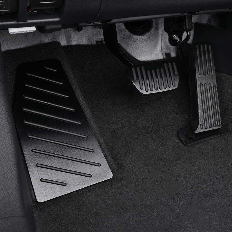 Алюминиевая автомобильная педаль для ног, накладка на педаль газа, педаль тормоза, накладка для Toyota Harrier Venza XU80 2020-2022 2023 2024 Hybrid