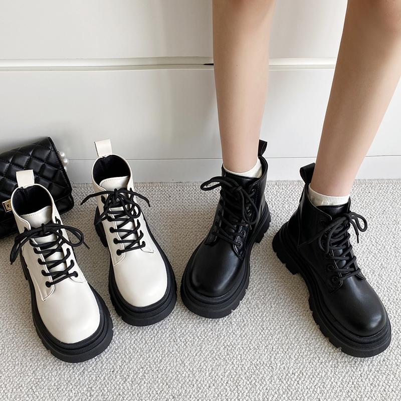 Мода 2025 Новые женские ботильоны на платформе Белая искусственная кожа Толстая подошва Боевые ботильоны Женские Весенне-осенние Нескользящие Мотоциклетные ботинки