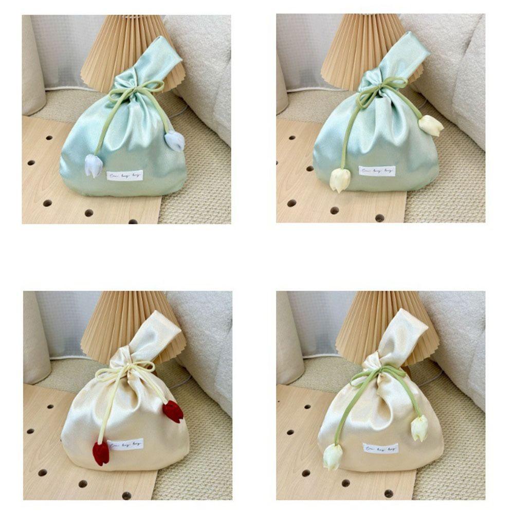 Vest Shape Tulip Wrist Bag Tope Handle Large Capacity Wedding Beauty Bag New Chinese Style Silk cloth Hanfu Handheld Bag