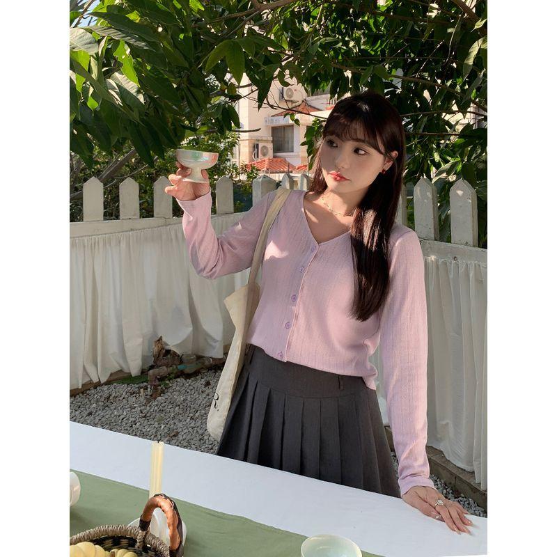 New Arrivals for Plus-Size Women: V-Neck Korean-Style High-End Cardigan, Versatile, Slimming, Covering the Body, Lightweight Sun-Protection Jacket