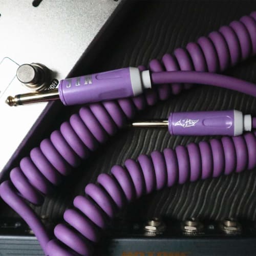 Aestivate Guitar Coiled Cable, Bass Shielded, Curled Cord, 6.35mm Stereo Plug, Instrument Cable, 5m (Purple)