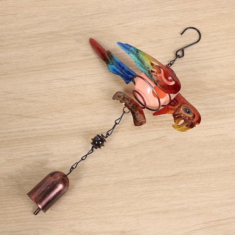 1pc Luminous Metal Wind Chime Pendant Hanging Creative Peacock Frog Parrot Wind Chime Home Garden Decoration Yard Pendant