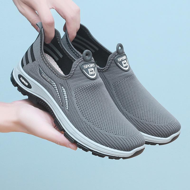 Старые пекинские тканевые туфли Новые мужские туфли для отдыха и спорта для среднего и пожилого возраста, туфли-слипоны Легкие, нескользящие и износостойкие папины туфли