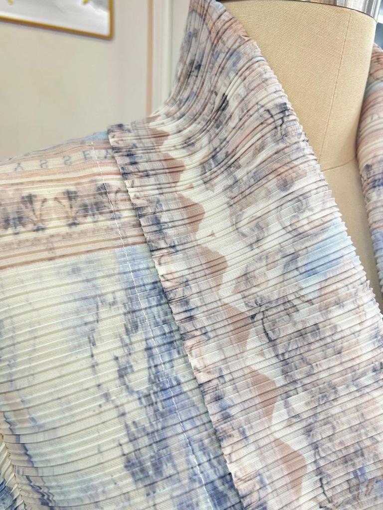 Women's Issey Miyake Pleated Print Cardigan Abaya - Long, Plus Size Arab Robe