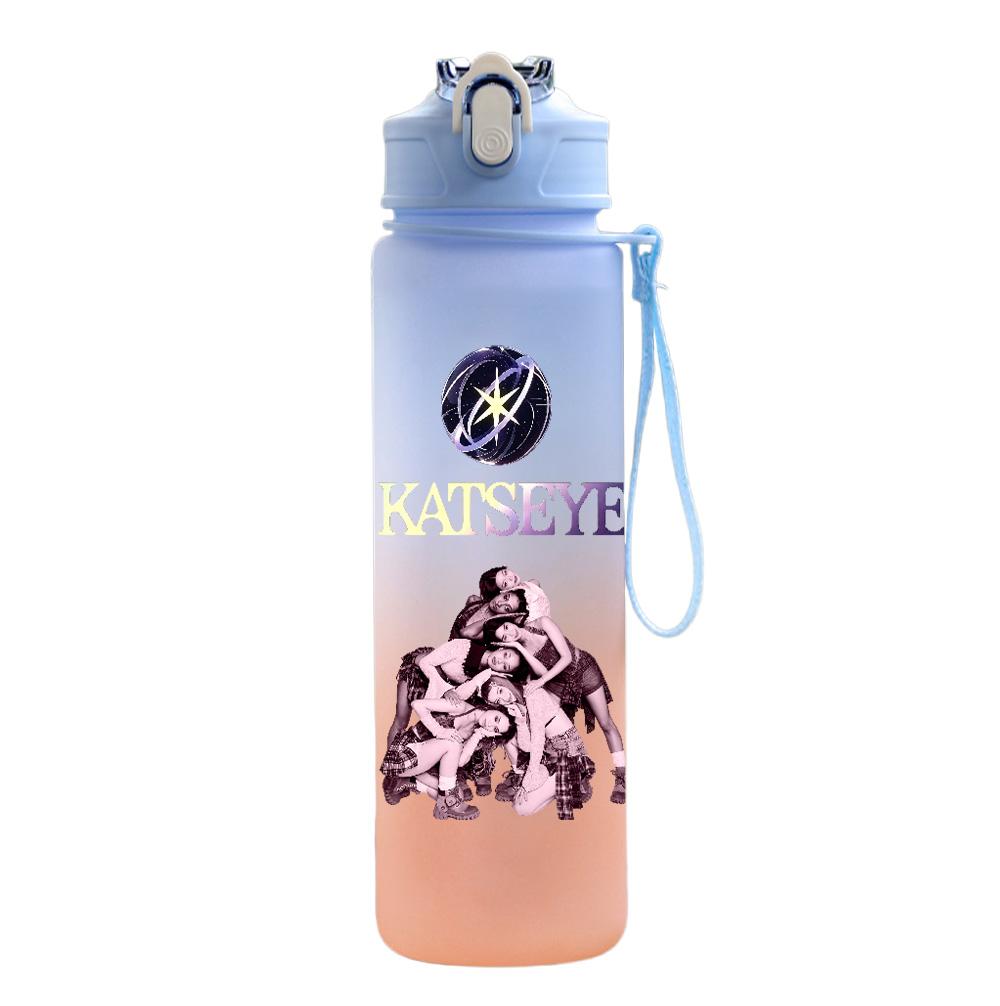750Ml Water Bottle Anime Cartoon KATSEYE Printed Large Capacity Drinking Cup Portable Outdoor Sports Water Cup Children Kid Gift