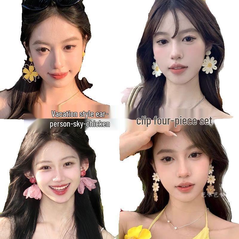 2025 Trendy Straw Woven Flower Earrings: Exaggerated Beach Style Women's Clips, Beautiful Stud Accessories