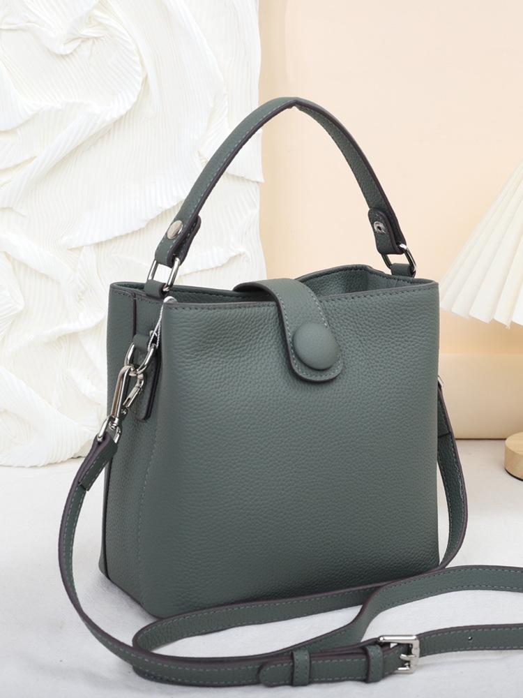 First Layer Cowhide Women handbag crossbody bag bucket bag genuine leather luxury design Shoulder Bag small handbag