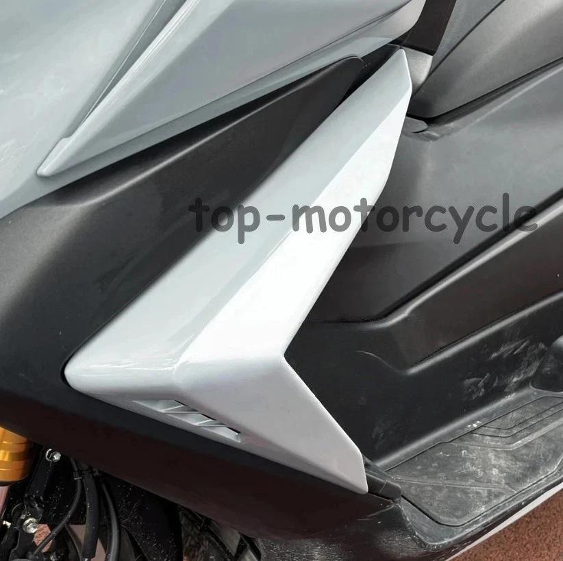 Запчасти для Yamaha T-MAX560: 2025 Накладки на ноги, Нижняя часть обтекателя, Боковой спойлер, Воздухозаборник