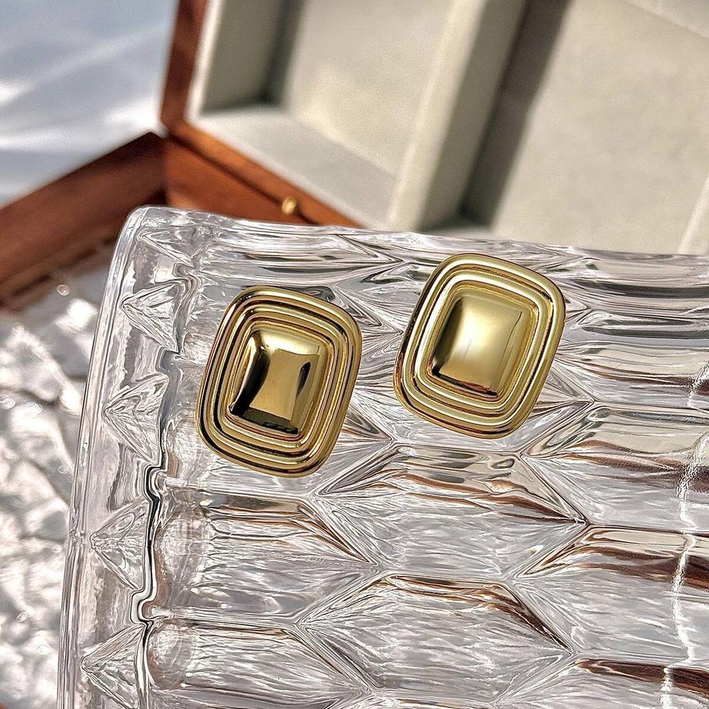 Salircon Vintage Luxury Stainless Steel Square Stud Earrings Women Temperament Elegant 18K Gold Plated Geometric Earring Jewelry