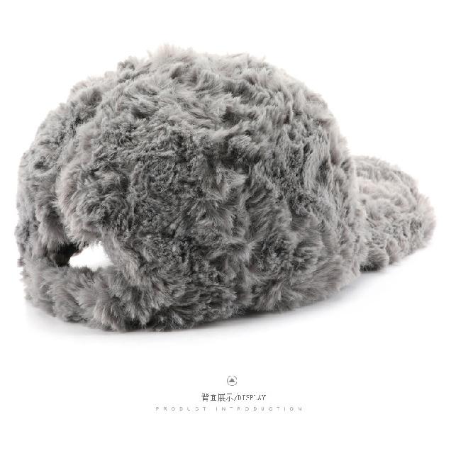 Women's warm, fluffy baseball cap for outdoor activities, solid color, plain design, and sun protection