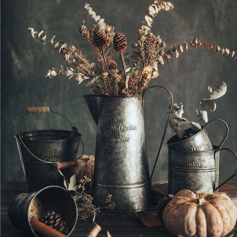 Декоративная витрина в литературном стиле с английской печатью, чашка, посуда для питья, железное ведро для цветов, ваза