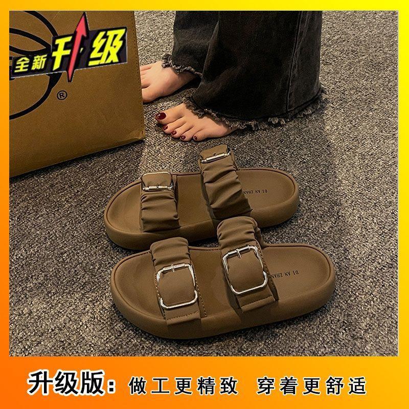 Summer outer wear flat bottom non-slip thick bottom stepping on shit feeling one-word drag 2025 new cool slippers pregnant women beach sandals women