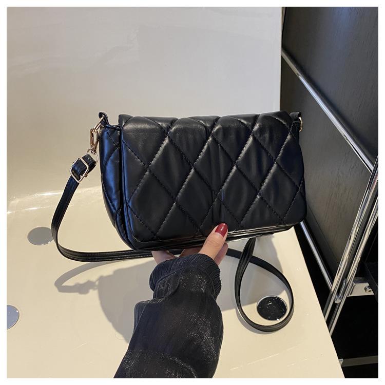 Осень и зима ретро 2025 новая повседневная мода простая ромбовидная вышивка нить одно плечо женская сумка кроссбоди маленькая квадратная сумка