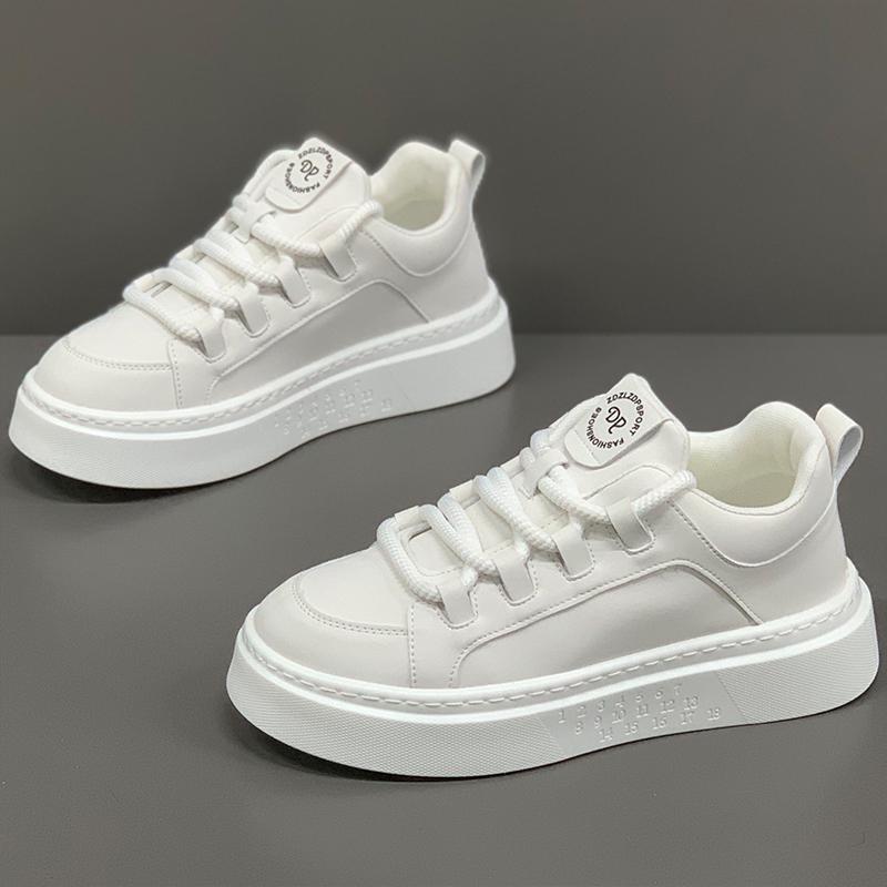 Весенняя мужская обувь новая дышащая маленькая белая обувь мужская трендовая универсальная платформа спортивная обувь повседневная обувь для скейтборда модная обувь