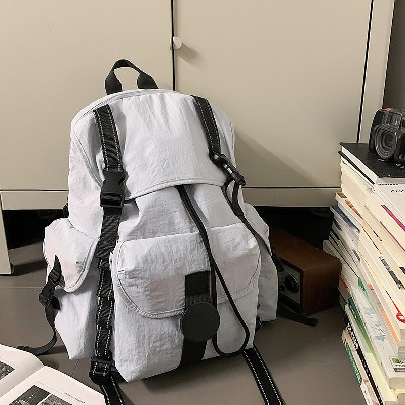 Легкий Повседневный Рюкзак для Отдыха Мужской и Женский Большой Вместимости Новая Сумка для Студентов Универсальный Дорожный Рюкзак