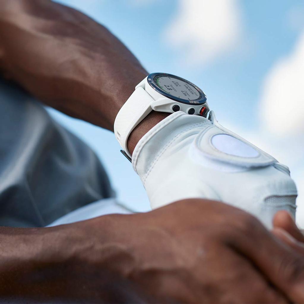 GARMIN Approach S62 Гольф GPS Навигация Белый Японская система, (Официальный продукт) 010-02200-21