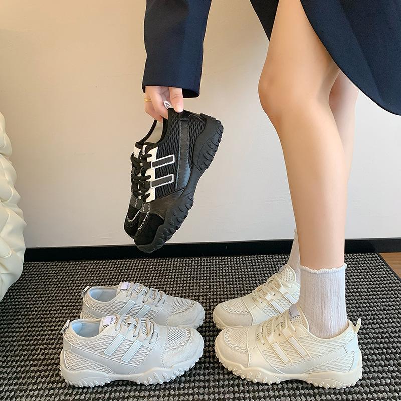 Немецкие тренировочные кроссовки на толстой подошве, увеличивающие рост, легкие, летние, новые 2025, с мелкой сеткой, дышащие, женские спортивные и повседневные кроссовки
