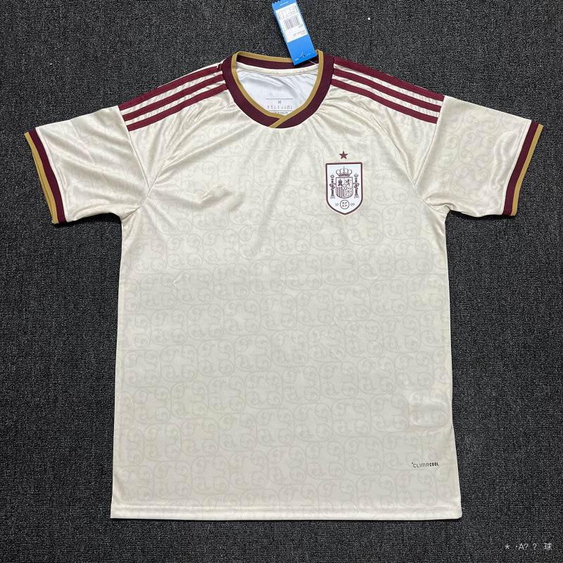 26 World Cup jerseys Paris Bayern Milan Real Madrid Leverkusen Barcelona Fiorentina Betis Lyon Ball