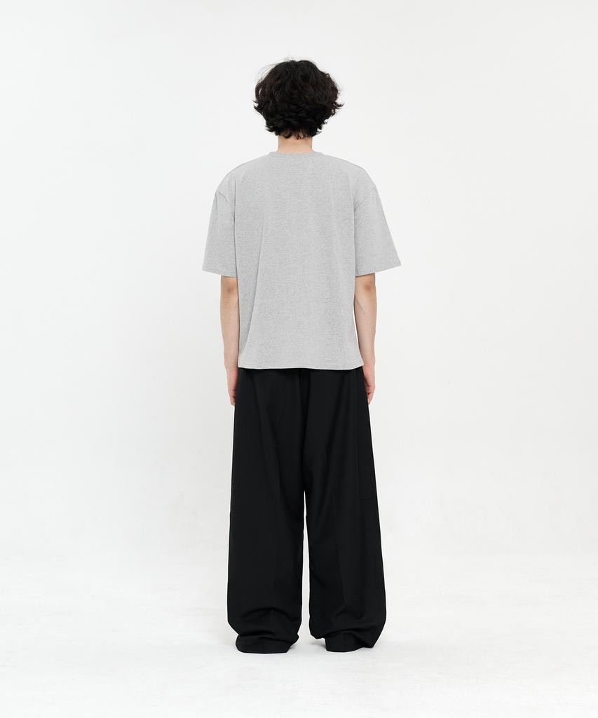 SIGNATURE Single-Pleat Wide Slacks [Black]