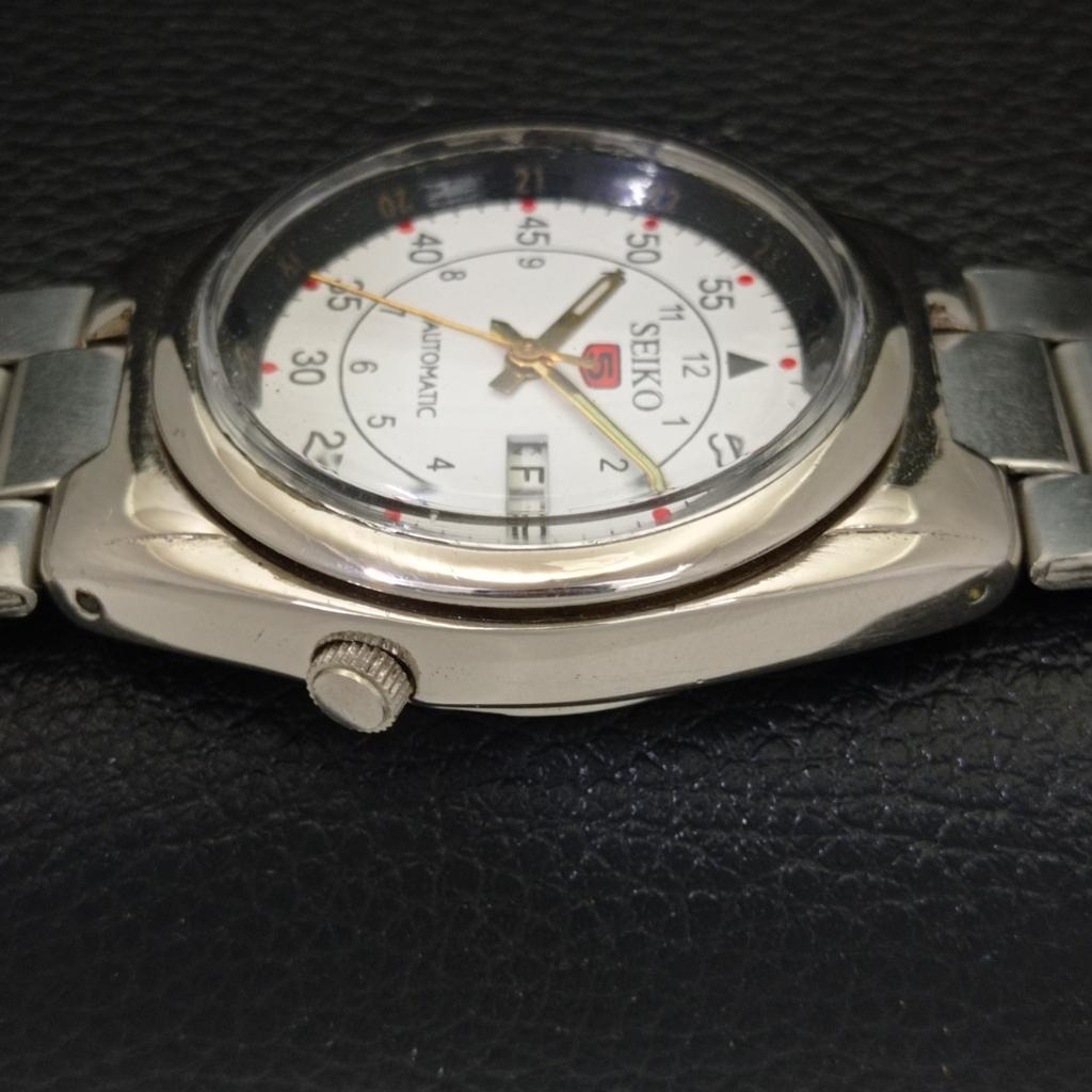 Б/У подлинные старинные автоматические мужские часы SEIKO 5 из Японии с белым циферблатом a433700-2