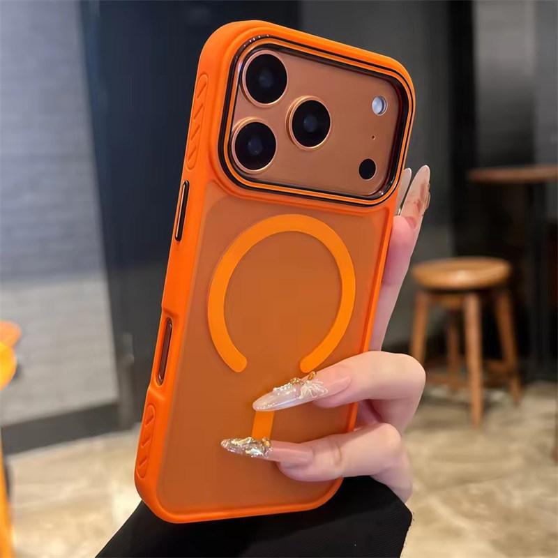 Матовый магнитный чехол с беспроводной зарядкой для iPhone 17 16 Pro Max 15 14 Plus 13 12 11 17 Air Противоударный бампер Полупрозрачная TPU накладка
