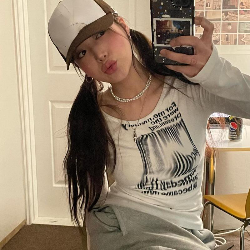 Футболка с буквенным принтом граффити, женские тонкие укороченные топы с длинным рукавом Y2K, эстетические футболки в стиле гранж, уличная одежда, футболки в стиле Харадзюку