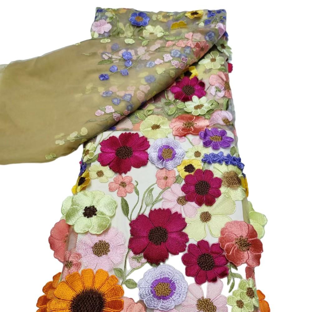 Разнообразие особенностей кружевной ткани для одежды S