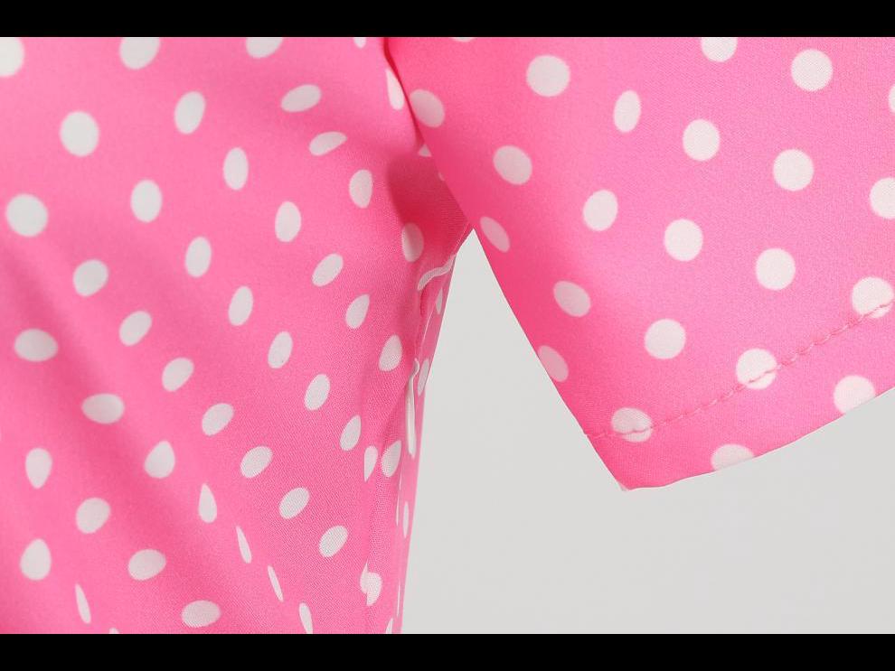 Ретро 2023 г. Платье-халат Одри Хепберн в горошек с отворотом