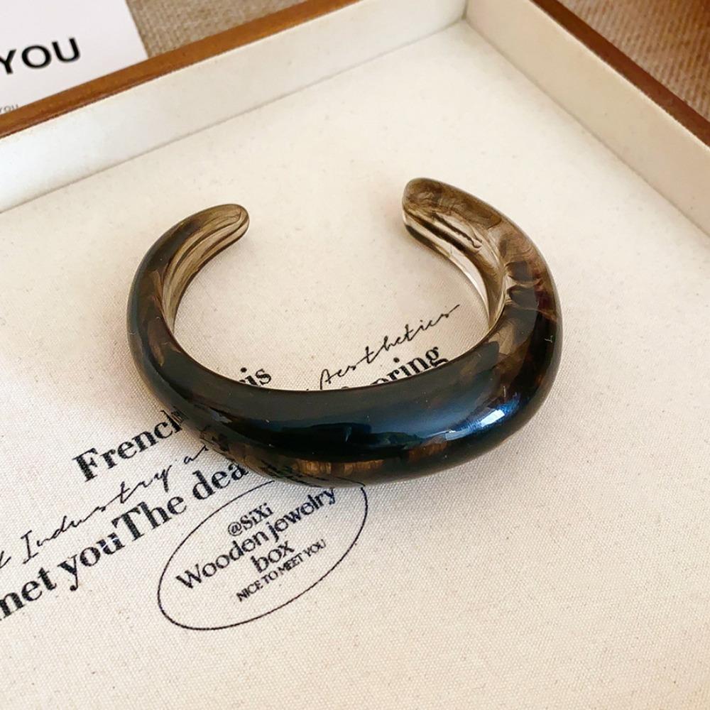 Smudging Irregular Wide Bracelet Curved Retro Hand Ring Creative Acrylic Open Bangle Decoration