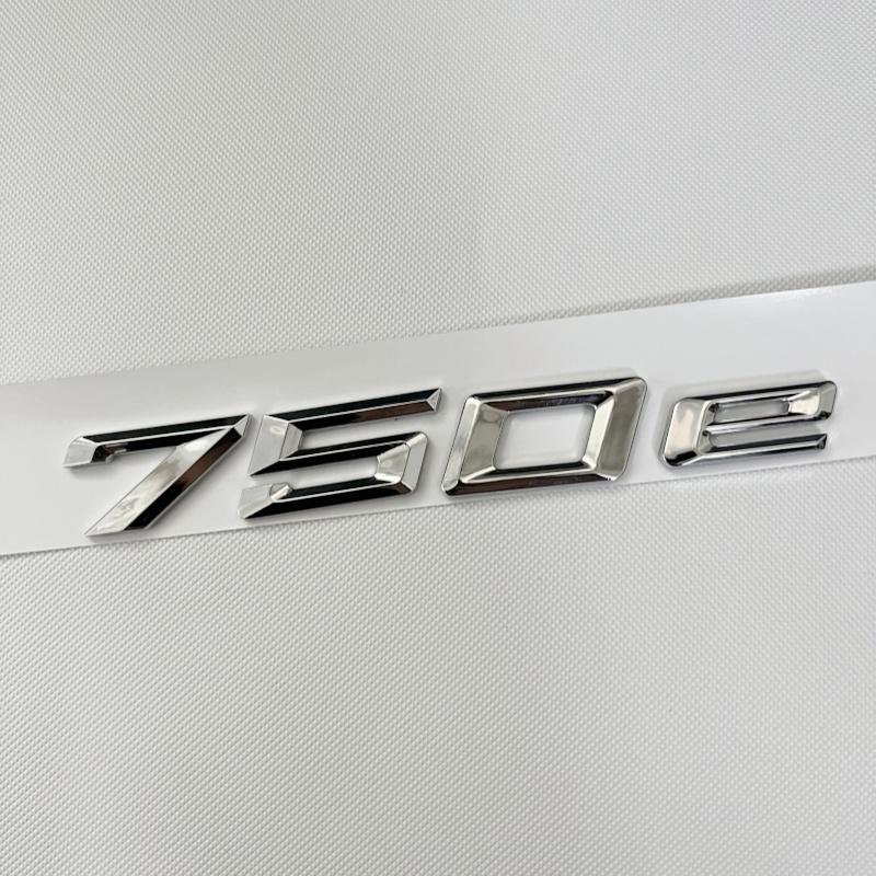 Car Trunk Words Letters Logo Badge Emblem Decals Sticker For BMW 7 Series 730e 740e 745e 750e 760e F01 F02 G11 G12