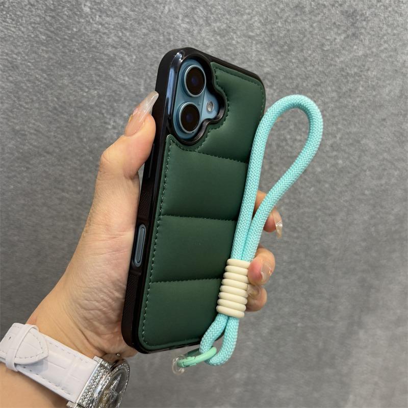Модный пуховик Чехол-браслет для iPhone 15 16 Pro Max 14 Plus 11 12 13 С ремешком Однотонный Мягкий Ударопрочный Чехол