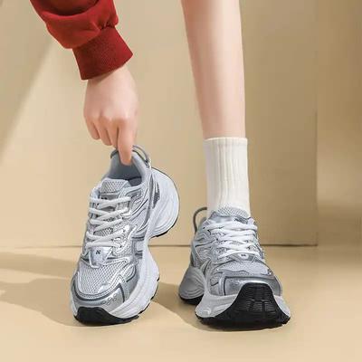 Женская обувь – Кроссовки