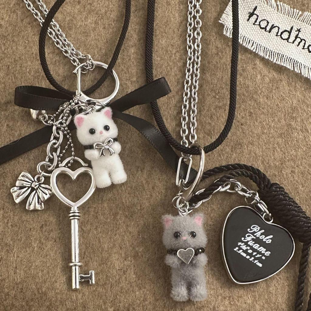 Ожерелье с кулоном в виде кота в форме сердца и банта - милый мультяшный аксессуар для девочек, модный и стильный