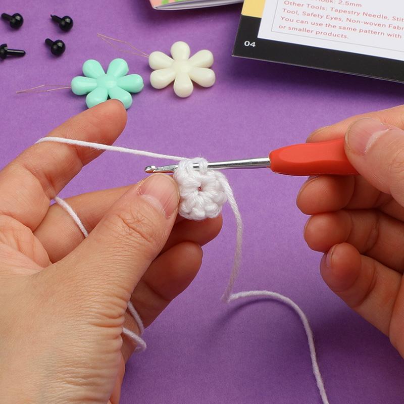 Fenrry Halloween Ghost Family Complete Knitting Hooks Yarn Set with Step-by-Step Video Tutorials Crochet Tool for DIY Craft