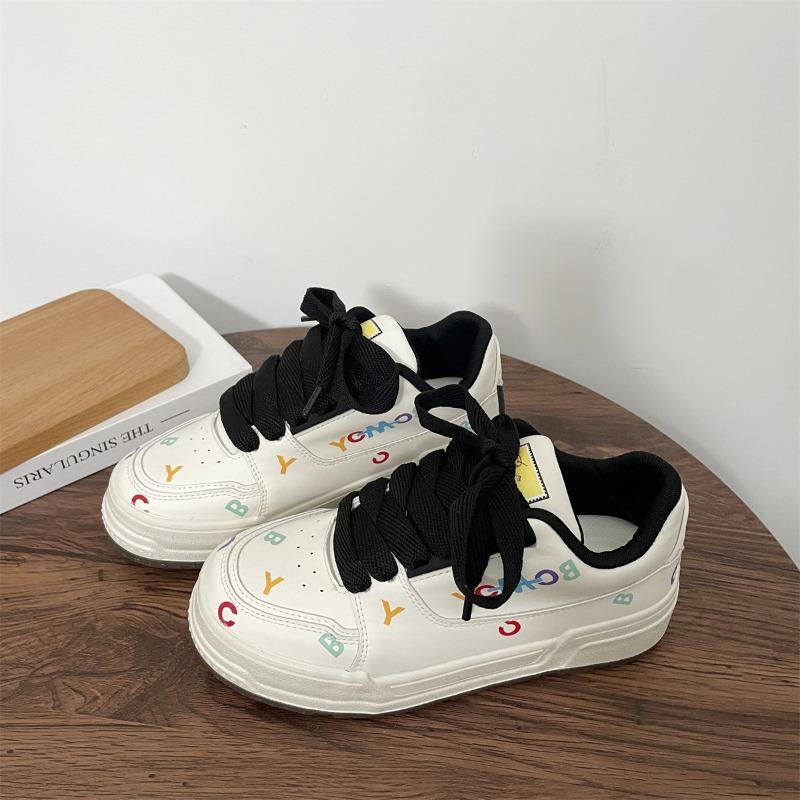 Модные повседневные низкие студенческие спортивные кроссовки Модные универсальные Новинка Буквы Граффити Толстая подошва Женская обувь Tenis De Mujer