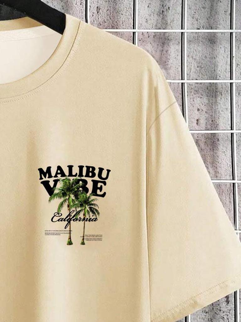 Summer Casual and Simple Men's T-shirt- Design with Letter and Palm Tree Pattern Prints, Comfortable and Casual Round Neck and Short Sleeves, Summer