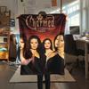 1 шт. Фланелевое одеяло с принтом 'Charmed', Высокое качество, Комфортное для всех сезонов, Декор для дома, Тепло и уют, Идеально для рождественских подарков