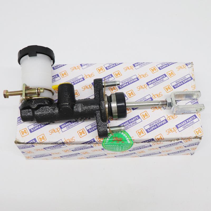 Аксессуары для пикапов Qingling: Главный цилиндр сцепления Baodian TFR для дизельного двигателя 897136445