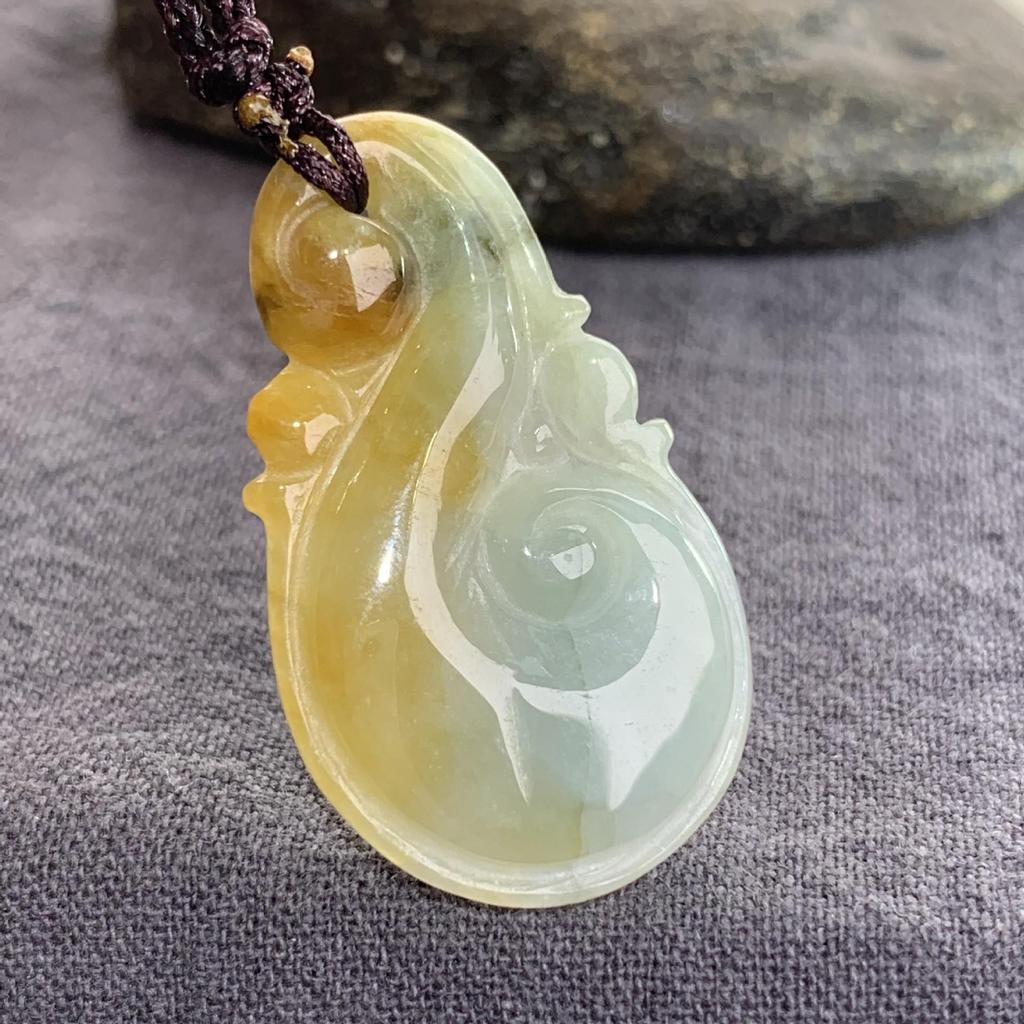 Burma A-Grade Natural Jade Leaf Pi Xiu Pendant