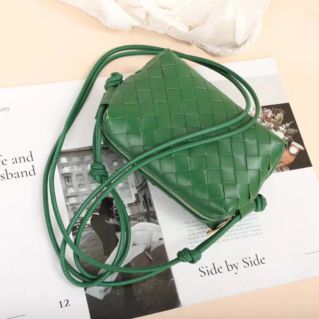 Новая мини-сумка квадратной формы из овчины, ручная работа, плетеная сумка через плечо для телефона, сумка для фотокамеры, женская сумка на одно плечо