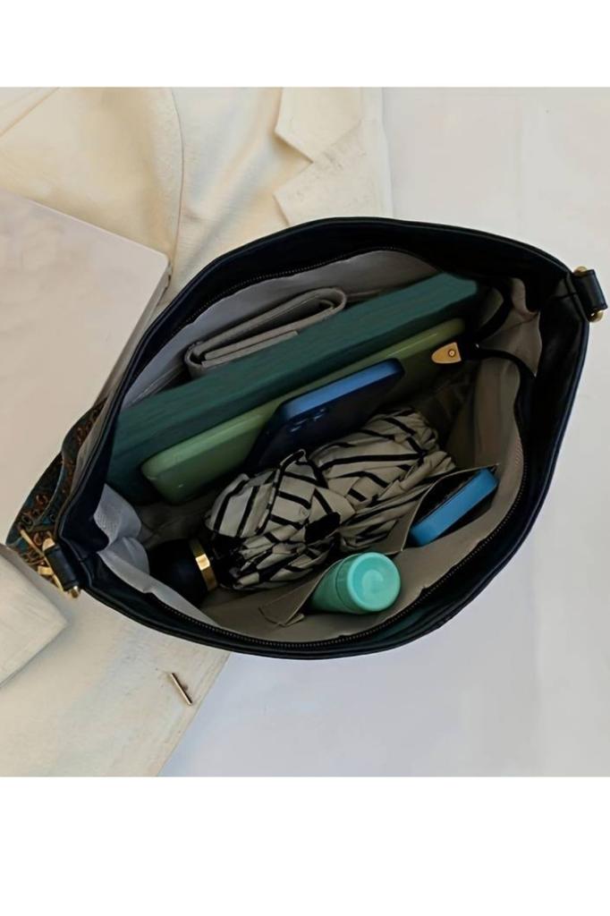 Женская стильная и полезная сумка на плечо Кремовая женская роскошная сумка на плечо с узорчатым ремешком и застежкой-молнией Качественное исполнение и мягкая искусственная кожа