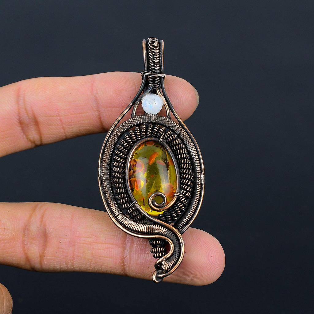 Балтийский янтарь, лунный камень, драгоценный камень из чистой медной проволоки, обернутый дизайнерской подвеской ручной работы, ювелирный подарок для нее