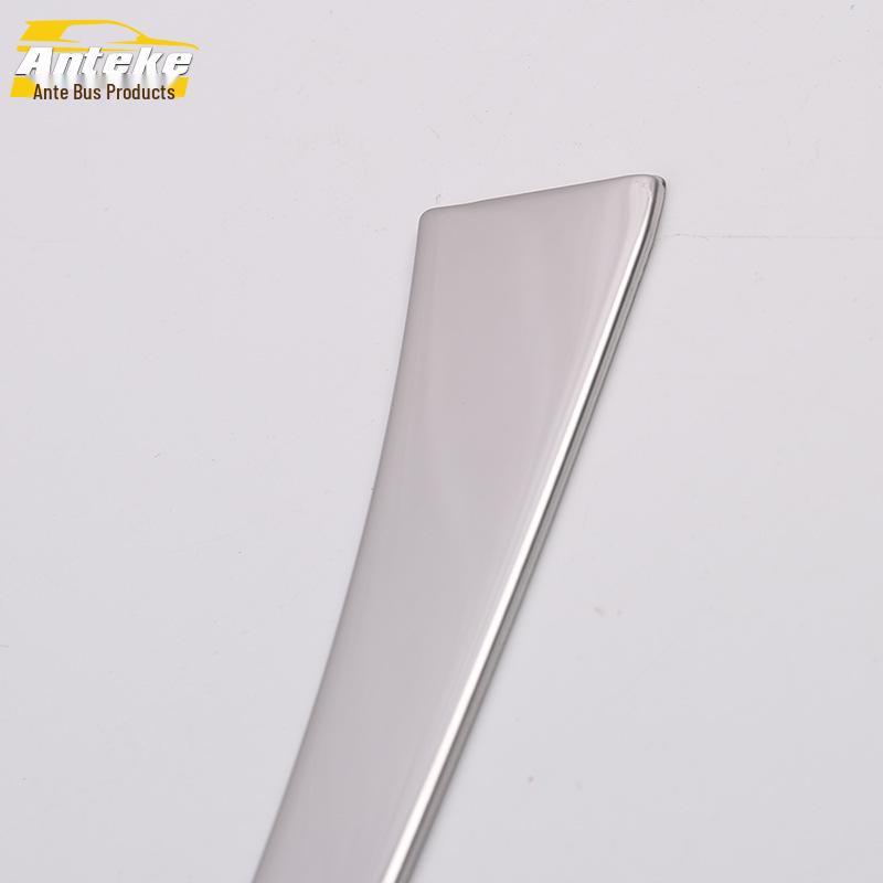 Front Bumper Bright Trim for Dongfeng Fengguang 19 IX5: Anti-Scratch Grille Lip Sticker