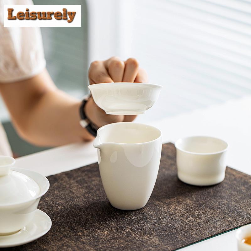 Dehua Sheep Fat Jade White Porcelain Tea Infusor Luxury Tea Rack Tea Strainer Household Tea Soaking Tea Filter Tea Services Gift